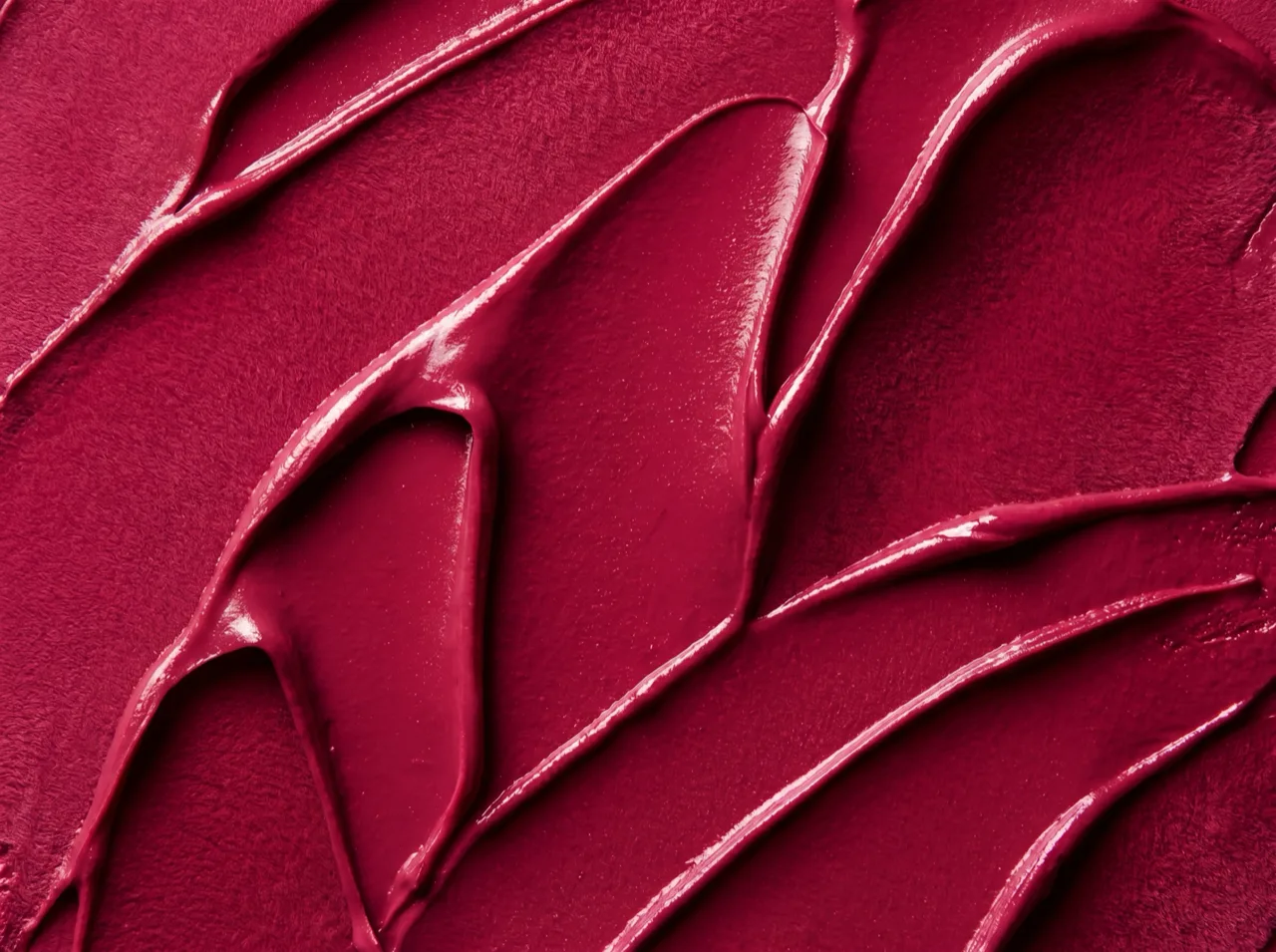 MUSE lip couture, macro texture of the lipstick's cream finish
